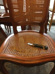 cannage-mecanique-chaise-nimes.jpg5