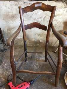 fauteuil-rempaillage-nimes-paillage.jpg7