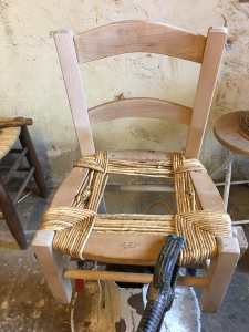 rempaillage-de-chaise-a-nimes.jpg5