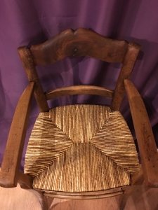 rempaillage-de-chaise-enfant-nimes.jpg16