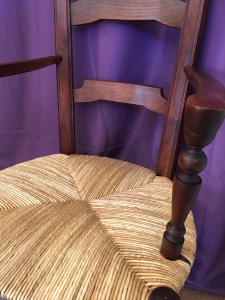 rempaillage-de-fauteuil-nimes-chaise.jpg9